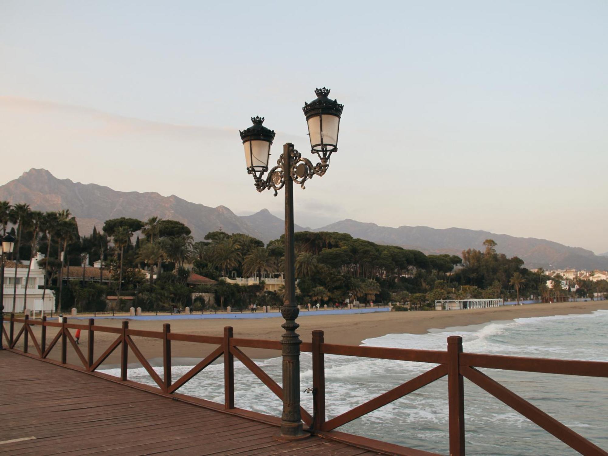 Apartment Vacation Marbella: Beachfront Luxury At Terrazas De Banus Marbella